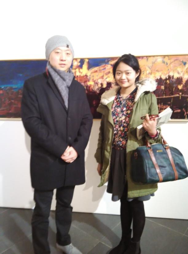 いつもお世話になっている中央美術学院美術館副館長の唐斌（左）